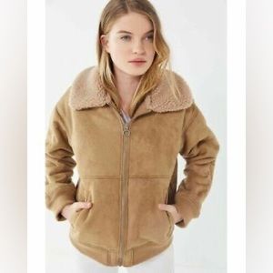 Urban Outfitters Tan Womens Size XS Faux Suede Sherpa Bomber Jacket Size Vegan